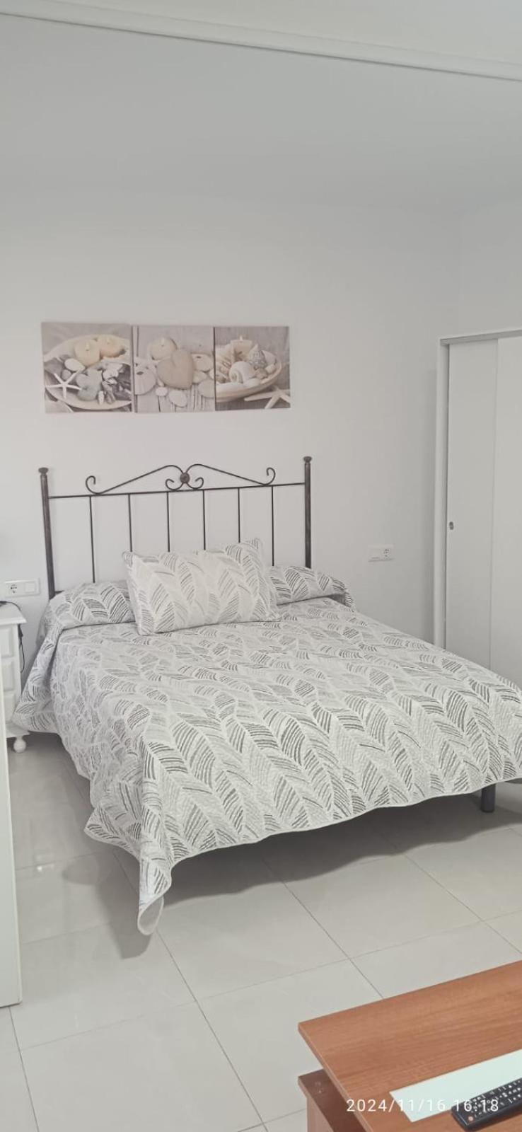 Estudio Urb.Bau Hoffman Torrox Room photo